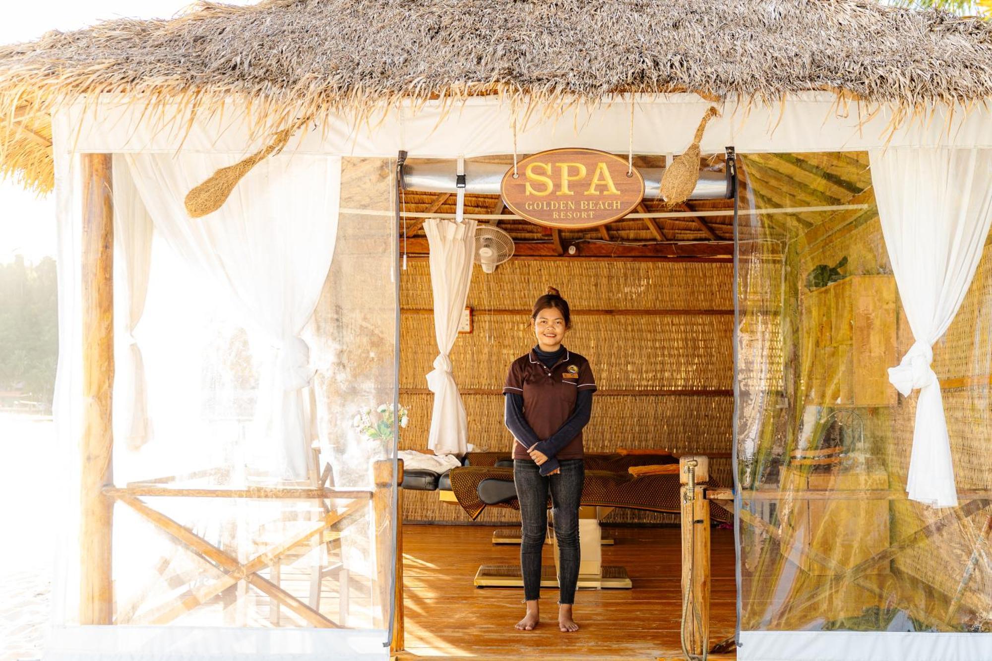 Golden Beach Resort Sok San Village المظهر الخارجي الصورة